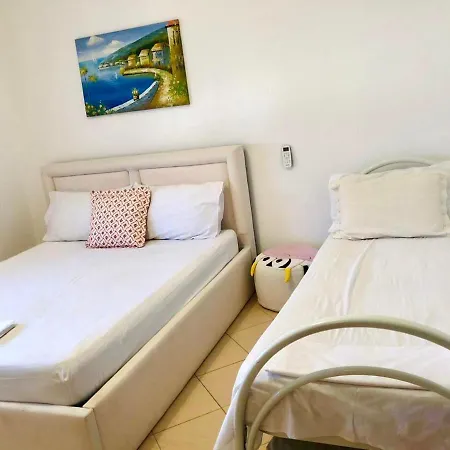 Apartament *